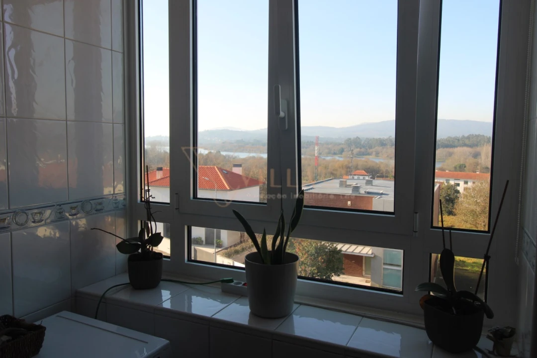 Apartamento T3 para Venda em Vila Nova de Cerveira e Lovelhe Foto 5