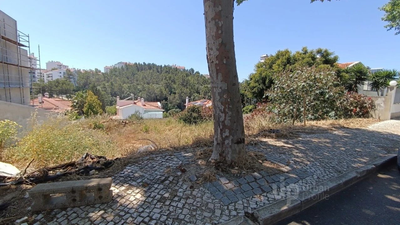 Terreno para Venda em Alcabideche Foto 14