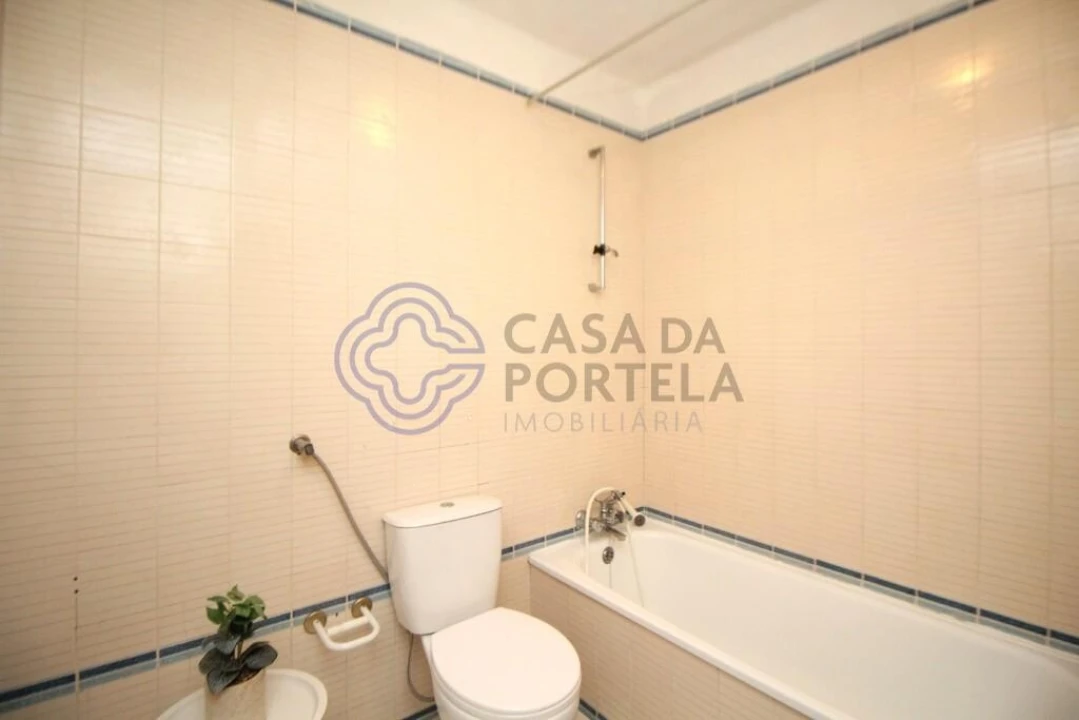 Apartamento T1 para Venda em Albufeira e Olhos de Água Foto 15