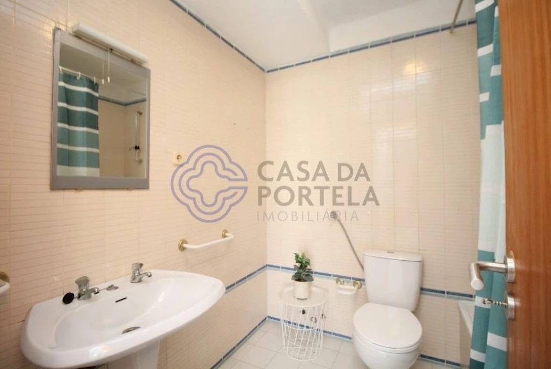 Apartamento T1 para Venda em Albufeira e Olhos de Água Foto 14