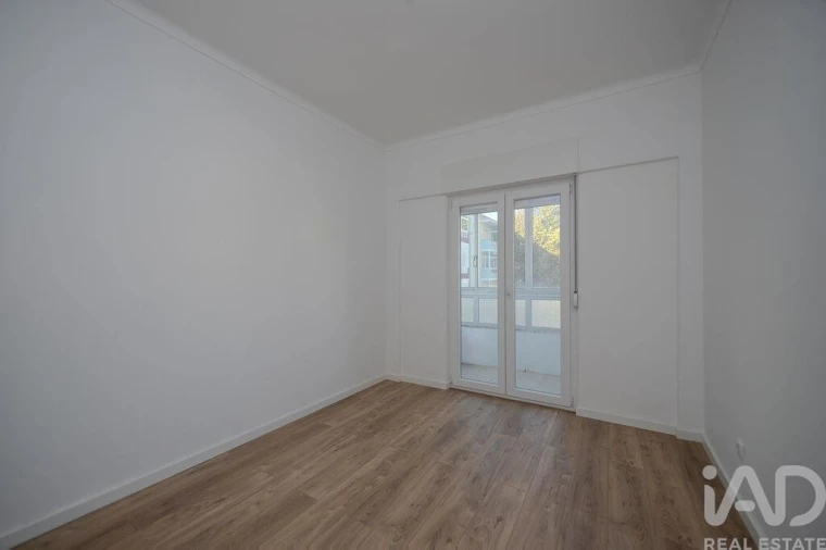 Apartamento T2 para Arrendamento em União das Freguesias de Setúbal Foto 11