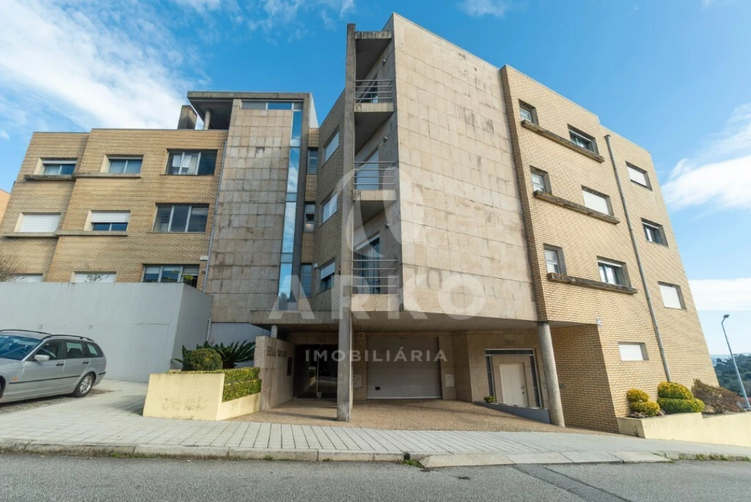 Apartamento T2 para Venda em Valongo Foto 1