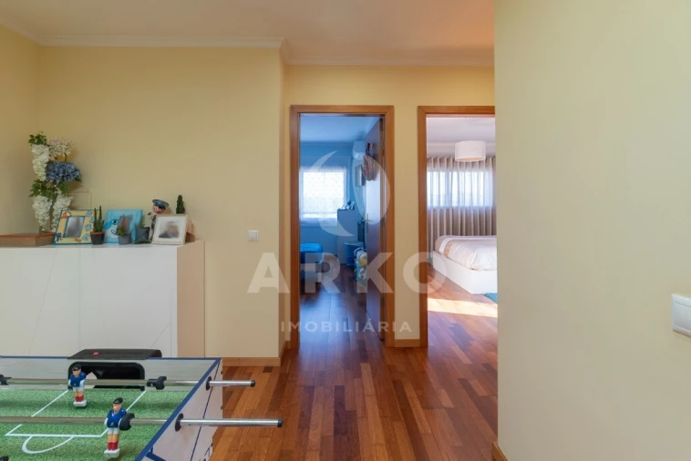 Apartamento T2 para Venda em Valongo Foto 13