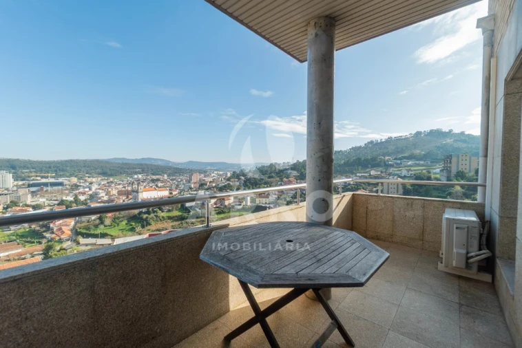 Apartamento T2 para Venda em Valongo Foto 8