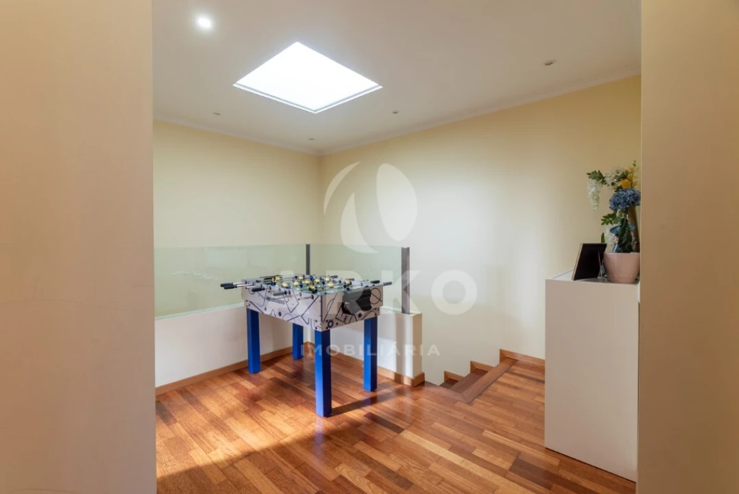 Apartamento T2 para Venda em Valongo Foto 12