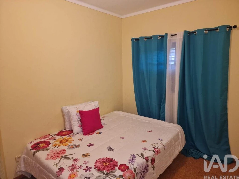 Moradia T4 para Venda em Aguda Foto 15