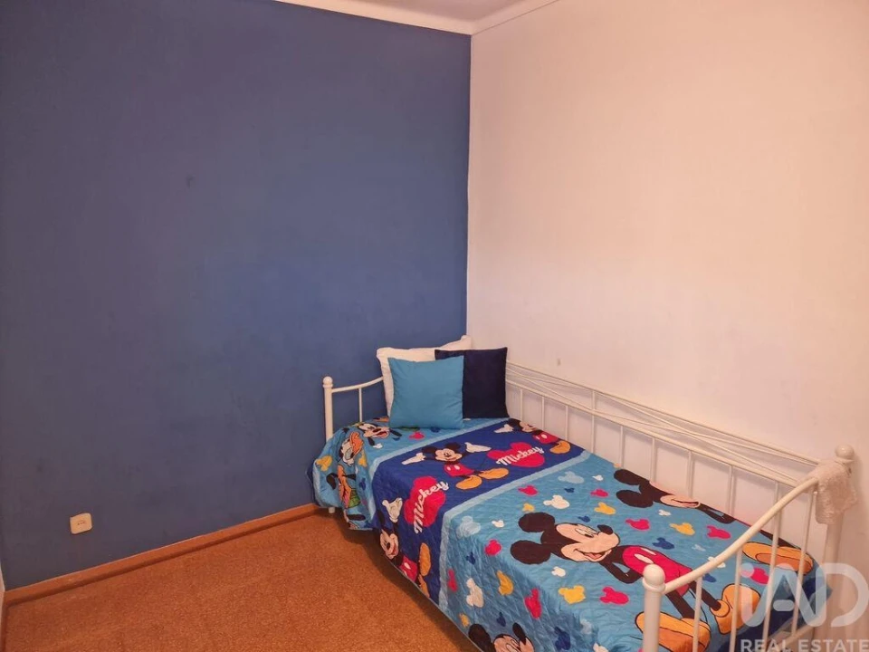 Moradia T4 para Venda em Aguda Foto 14