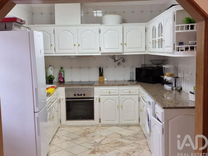 Moradia T4 para Venda em Aguda Foto 12