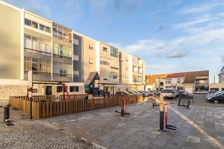 Apartamento T2 para Venda em Alhos Vedros Foto 28