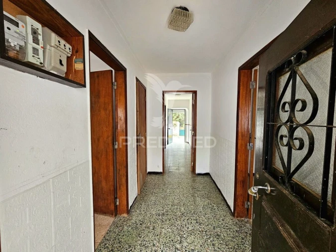 Moradia T2 para Venda em Santa Barbara de Padrões Foto 13