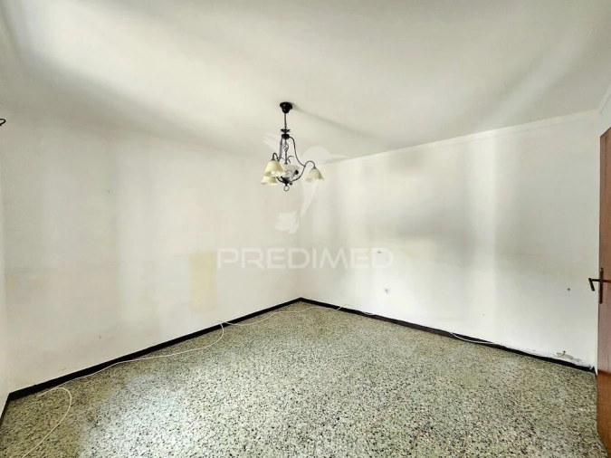 Moradia T2 para Venda em Santa Barbara de Padrões Foto 7