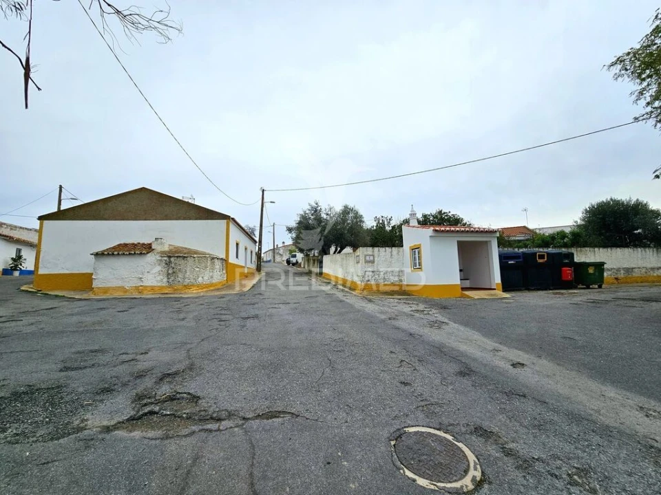 Moradia T2 para Venda em Santa Barbara de Padrões Foto 20