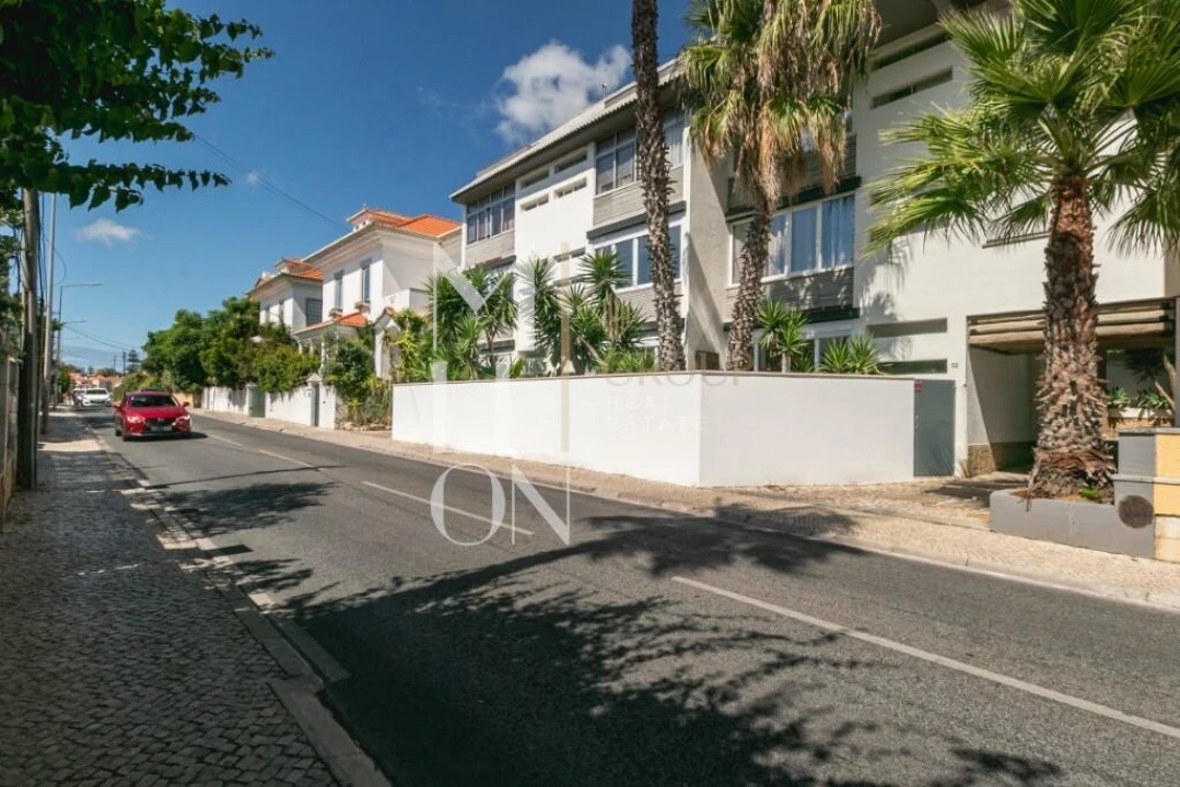 Apartamento T2 para Venda em Cascais e Estoril Foto 1