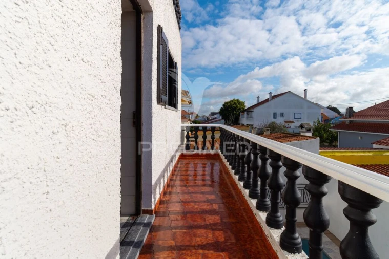 Moradia T3 para Venda em Quinta do Conde Foto 15