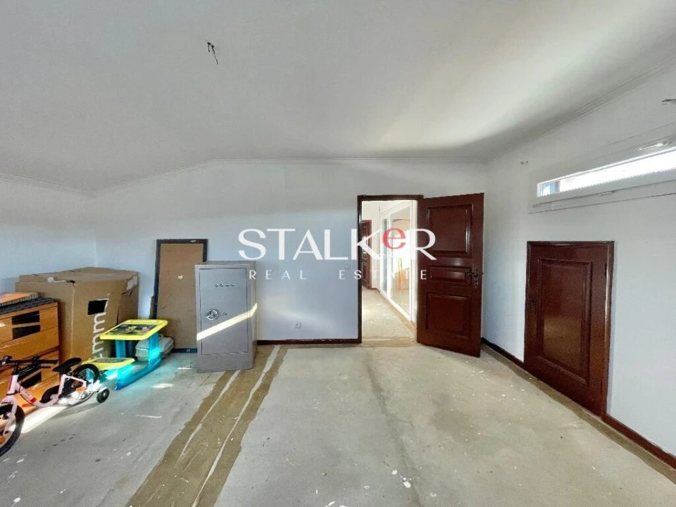 Moradia T4 para Venda em Arrifana Foto 18