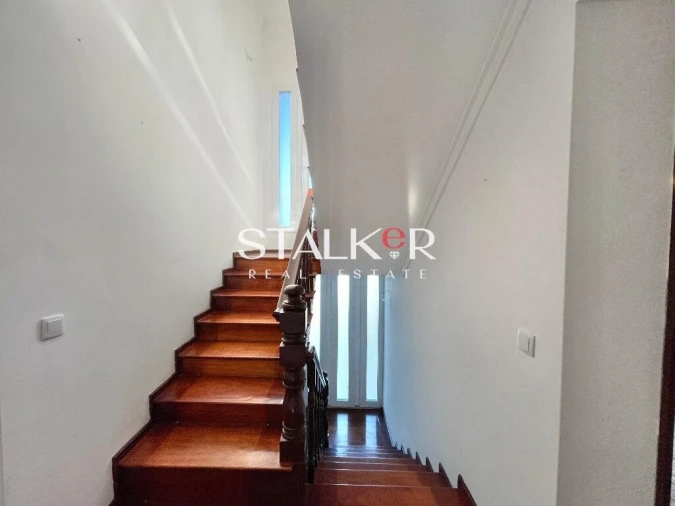 Moradia T4 para Venda em Arrifana Foto 24