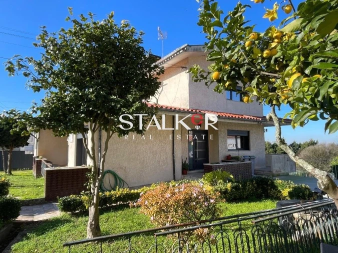 Moradia T4 para Venda em Arrifana Foto 30