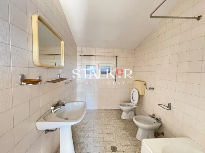 Moradia T4 para Venda em Arrifana Foto 19