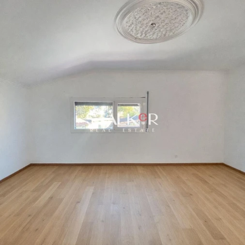 Moradia T4 para Venda em Arrifana Foto 22