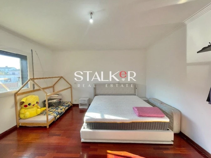 Moradia T4 para Venda em Arrifana Foto 12