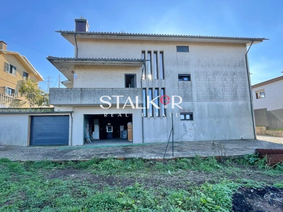 Moradia T4 para Venda em Arrifana Foto 29