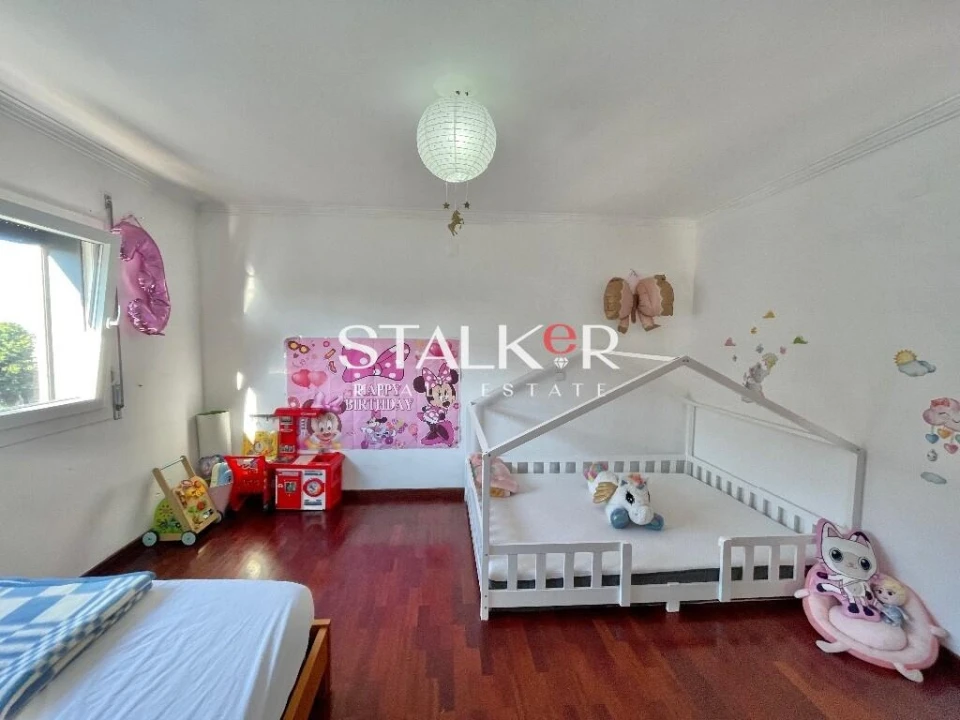 Moradia T4 para Venda em Arrifana Foto 11