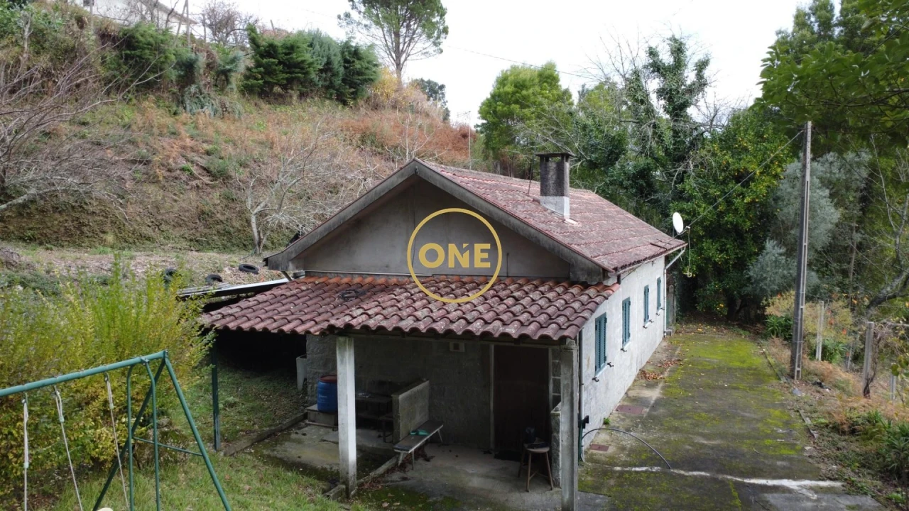 Moradia T2 para Venda em Gondoriz Foto 3