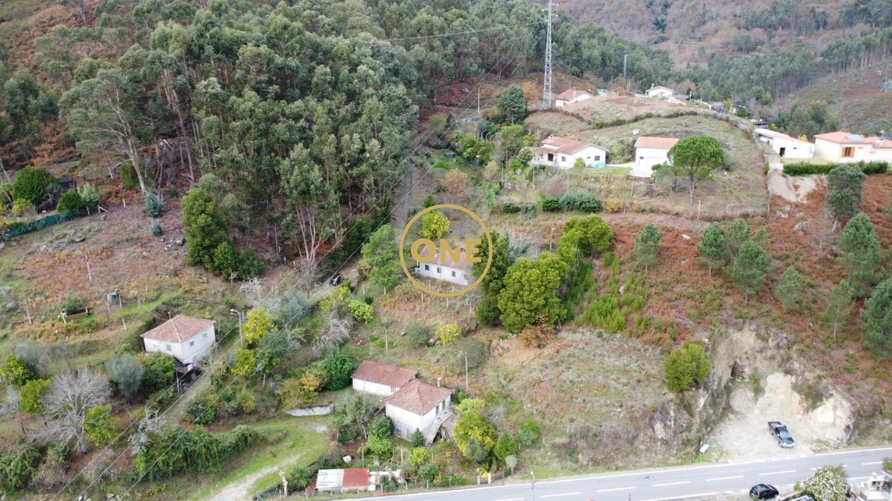 Moradia T2 para Venda em Gondoriz Foto 11