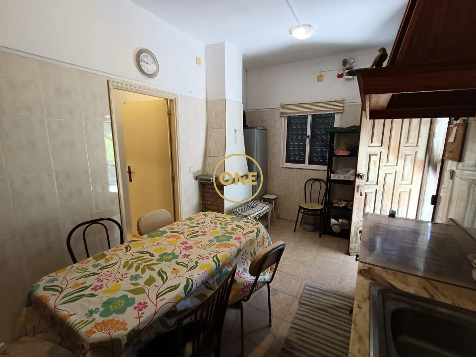 Moradia T2 para Venda em Gondoriz Foto 4