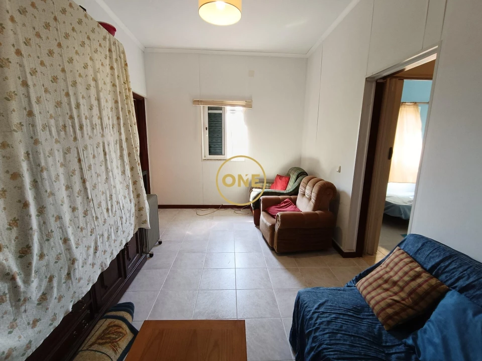 Moradia T2 para Venda em Gondoriz Foto 6