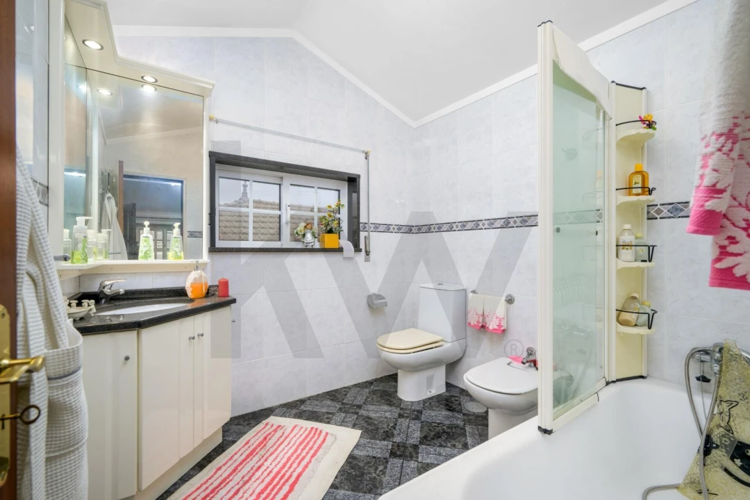 Moradia T2 para Venda em Santa Marinha e São Pedro da Afurada Foto 18