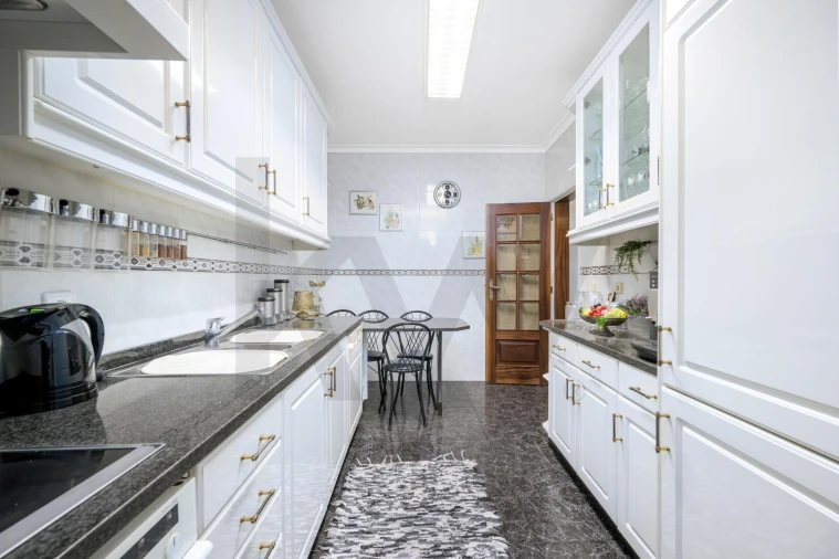 Moradia T2 para Venda em Santa Marinha e São Pedro da Afurada Foto 7