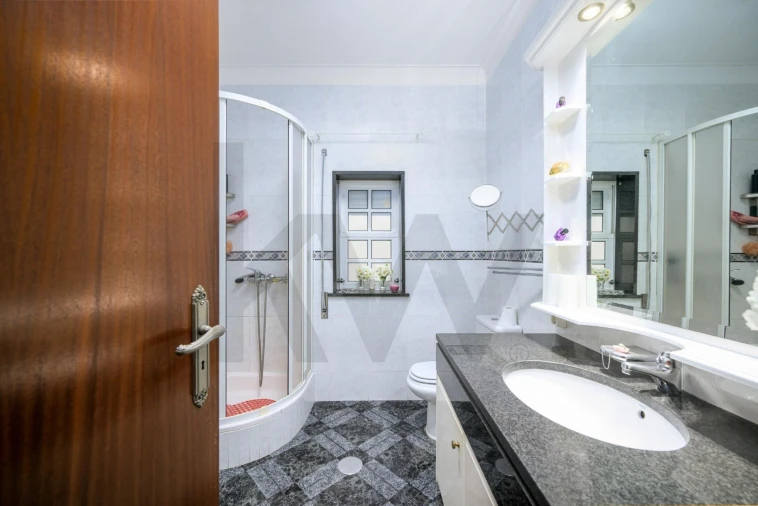 Moradia T2 para Venda em Santa Marinha e São Pedro da Afurada Foto 14