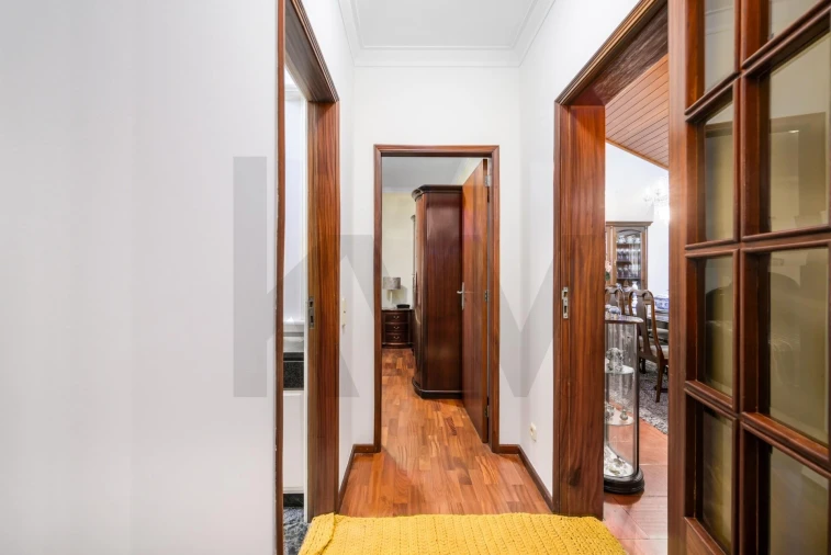 Moradia T2 para Venda em Santa Marinha e São Pedro da Afurada Foto 8