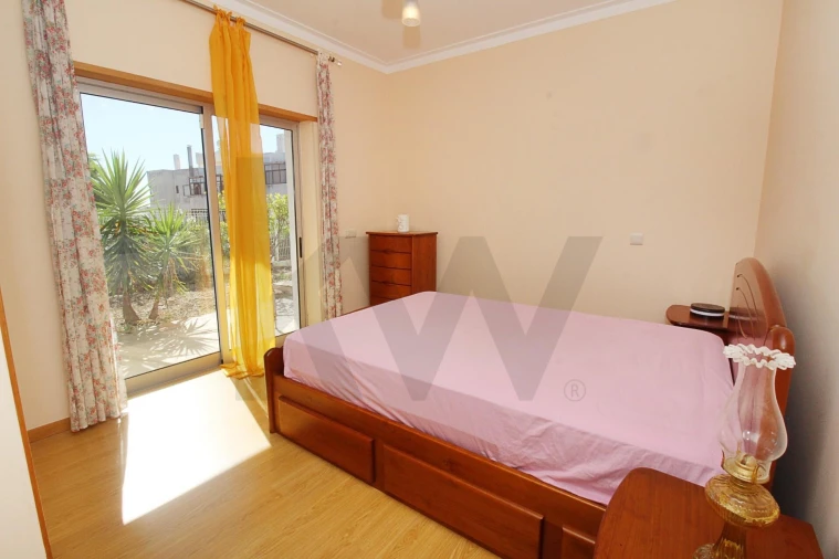 Apartamento T4 para Venda em Portimão Foto 14