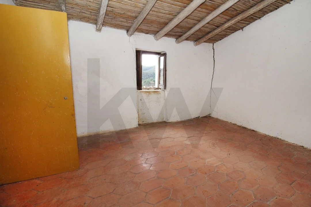 Moradia T4 para Venda em São Marcos da Serra Foto 12