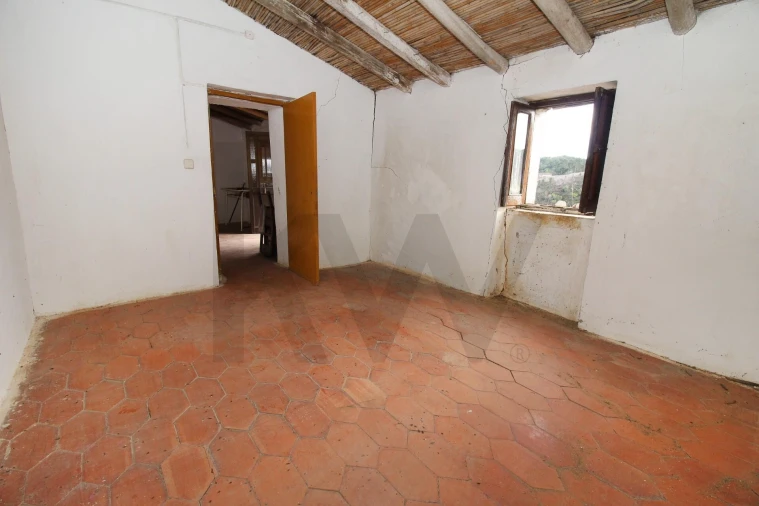 Moradia T4 para Venda em São Marcos da Serra Foto 13