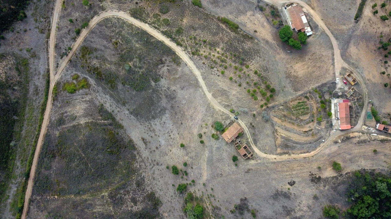 Moradia T4 para Venda em São Marcos da Serra Foto 22