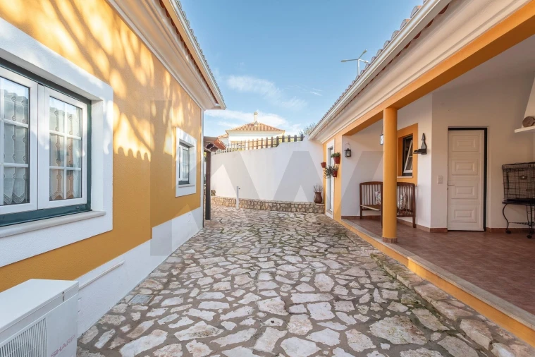 Moradia T3 para Venda em Alenquer (Santo Estêvão e Triana) Foto 52