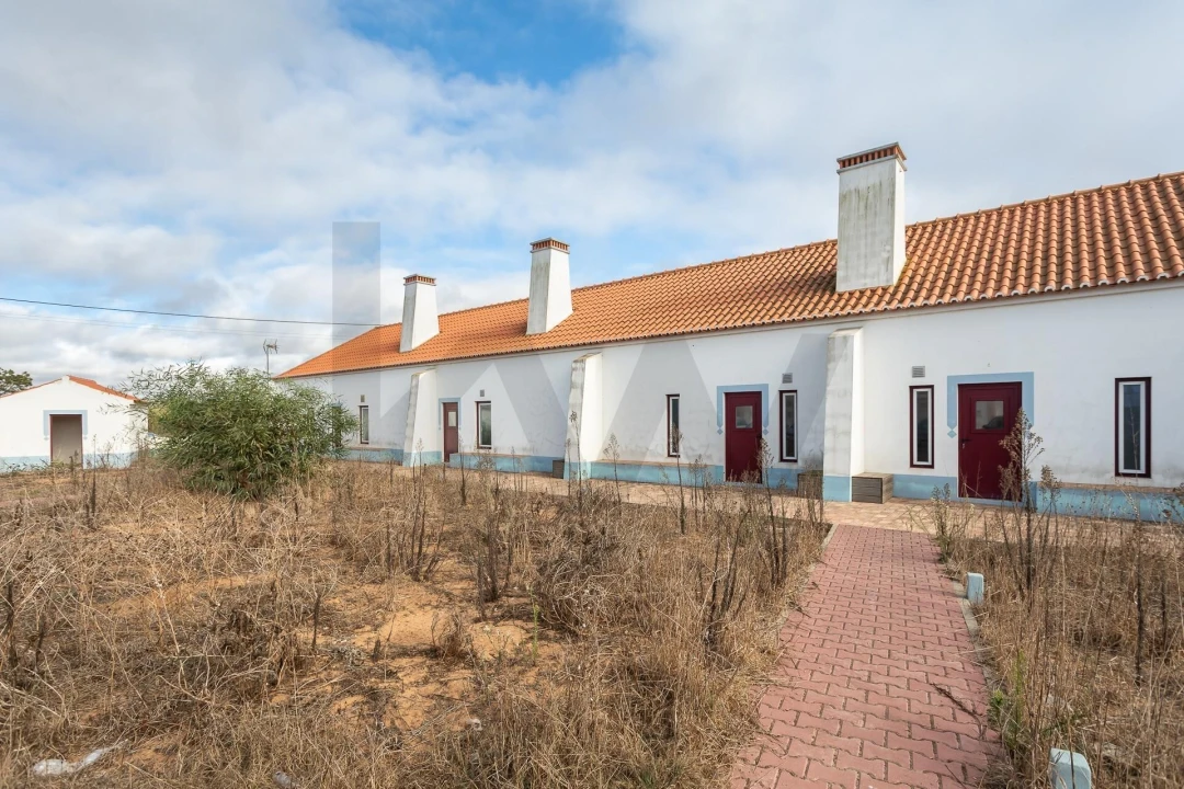 Quinta T5 para Venda em São Teotónio Foto 7