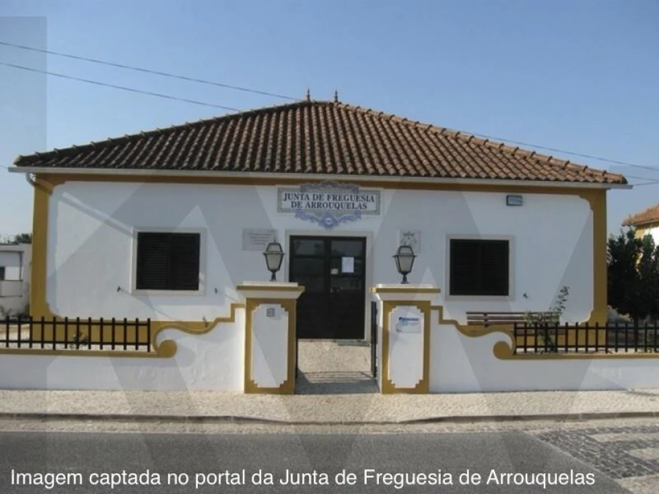 Moradia T2 para Venda em Arrouquelas Foto 17