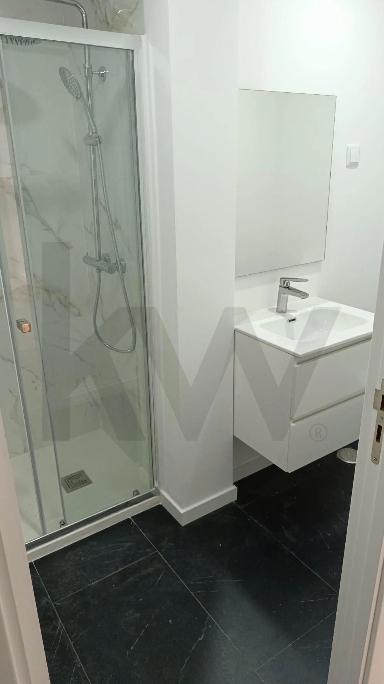 Apartamento T2 para Venda em Venteira Foto 3