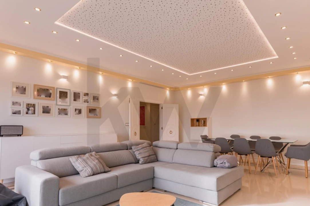 Apartamento T3 para Arrendamento em Águas Livres Foto 6