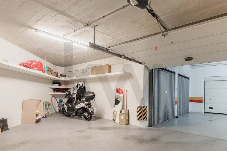 Apartamento T3 para Arrendamento em Águas Livres Foto 27