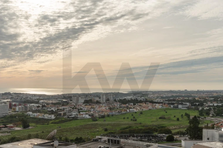 Apartamento T3 para Arrendamento em Águas Livres Foto 10