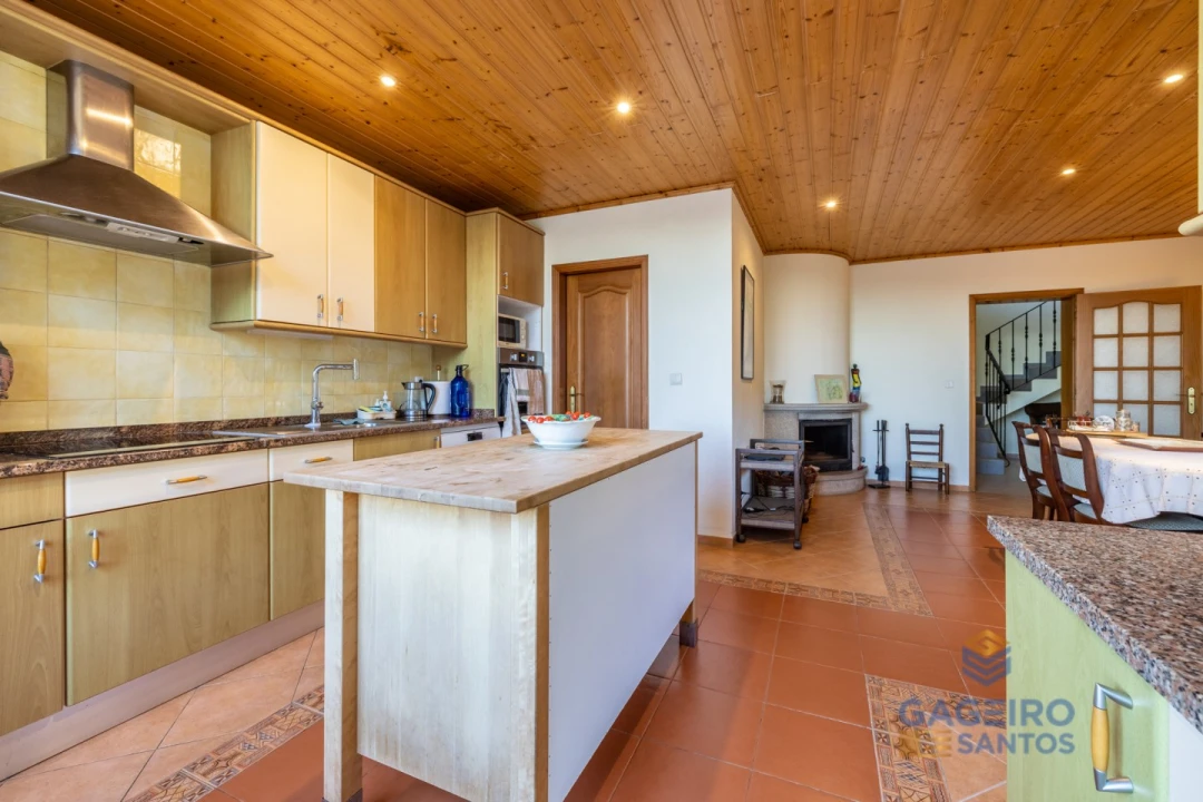 Moradia T5 para Venda em São Martinho do Porto Foto 9