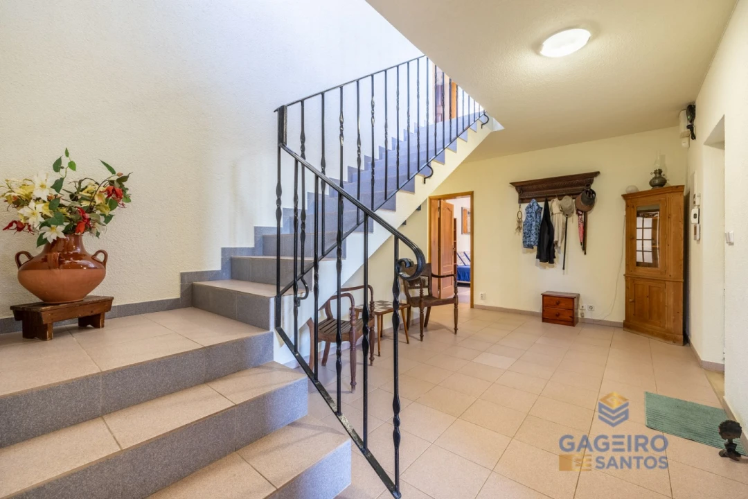 Moradia T5 para Venda em São Martinho do Porto Foto 18