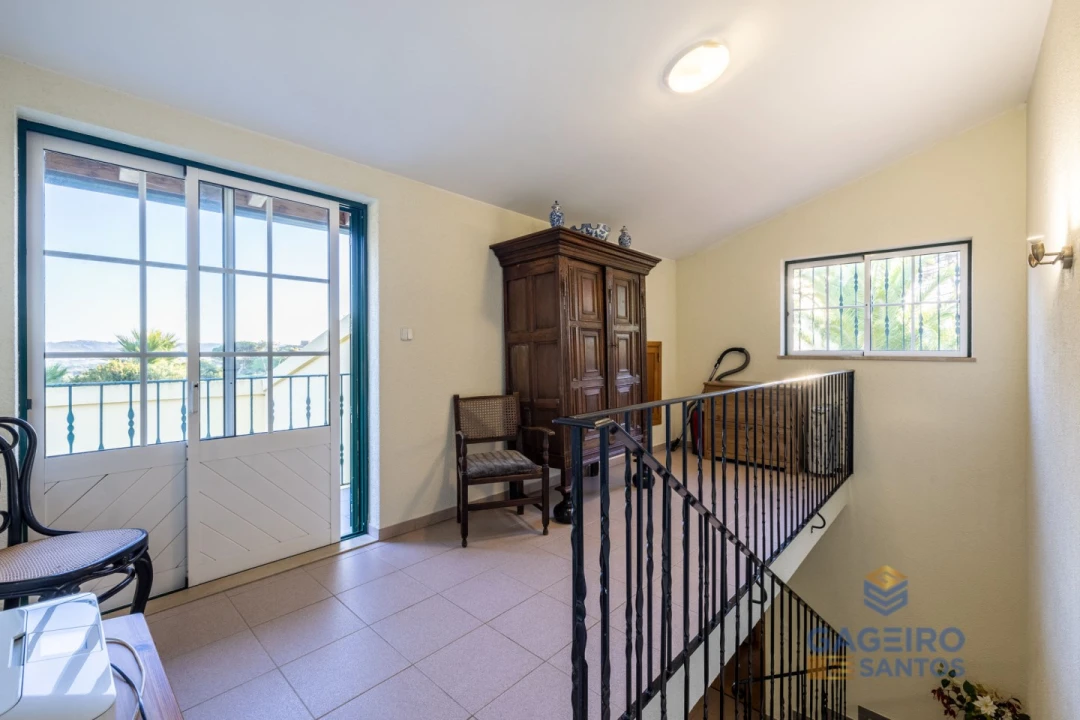 Moradia T5 para Venda em São Martinho do Porto Foto 23