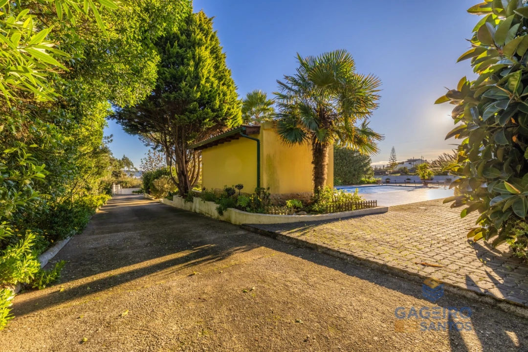 Moradia T5 para Venda em São Martinho do Porto Foto 37