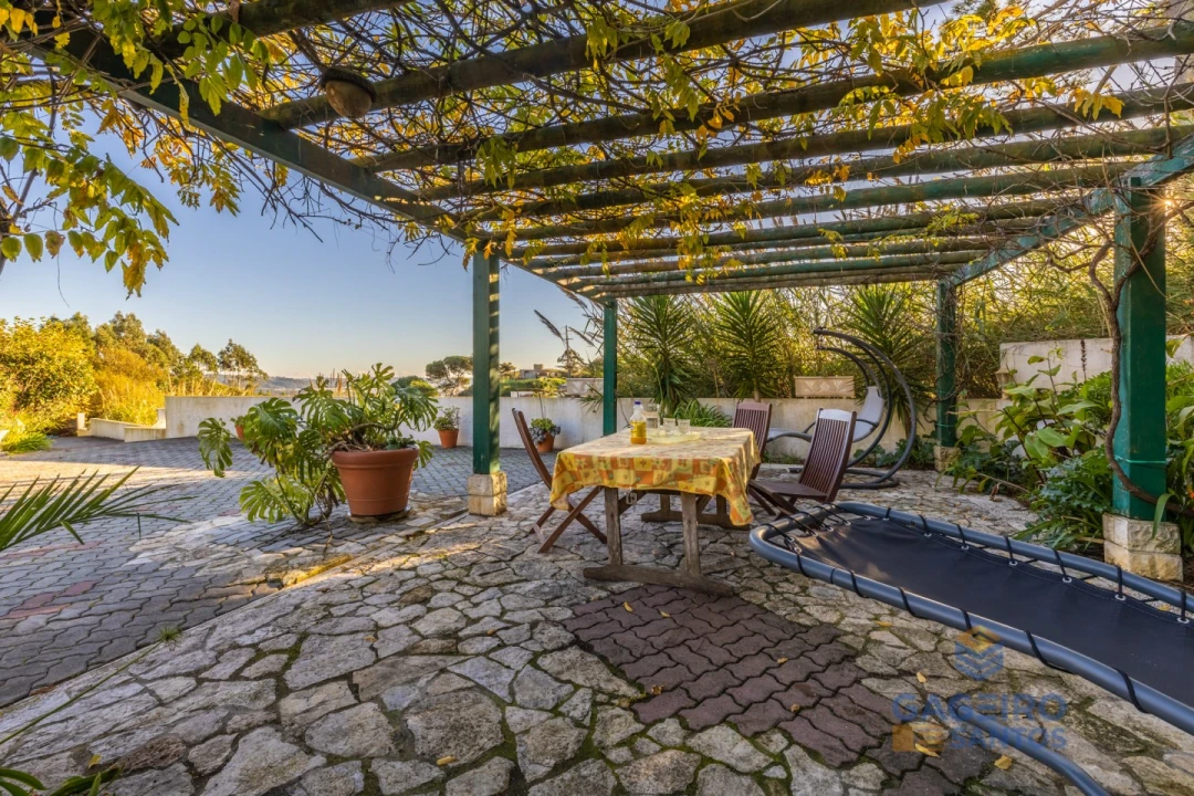 Moradia T5 para Venda em São Martinho do Porto Foto 47